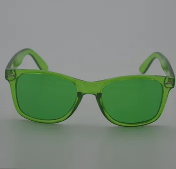 Terapie de Culoare verde, ochelari de soare